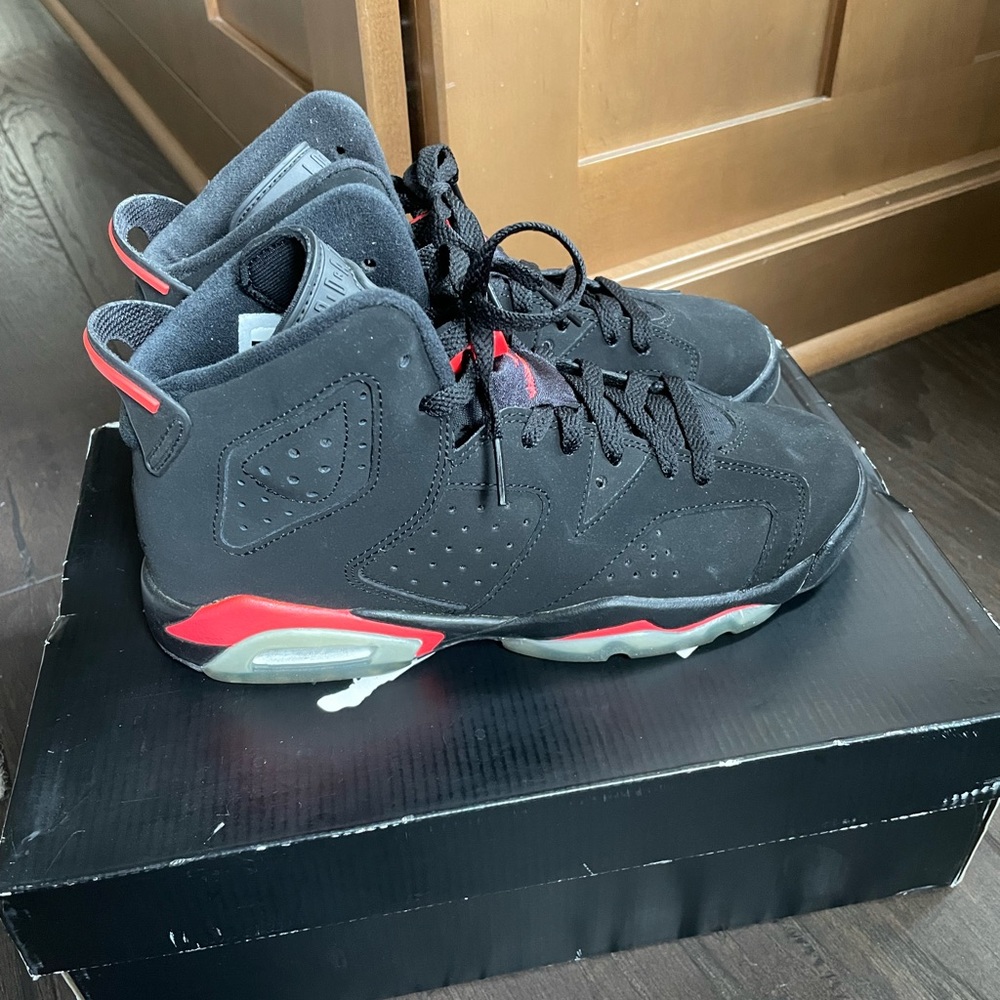 Nike Jordan Retro 6
